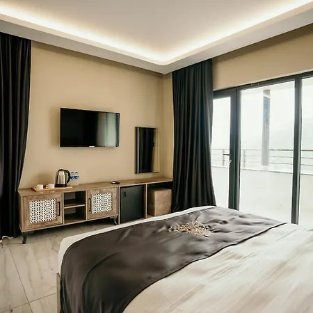 Hotel Gardenhill Village 3*